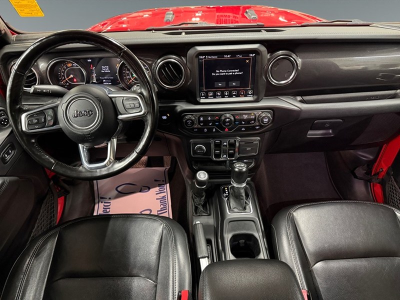 2022 Jeep Wrangler Unlimited Unlimited Sahara Altitude 4x4