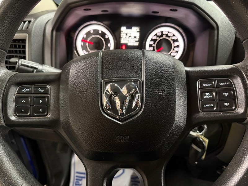 2018 RAM 1500 Express 4x4 Quad Cab 6'4" Box *Ltd Avail*
