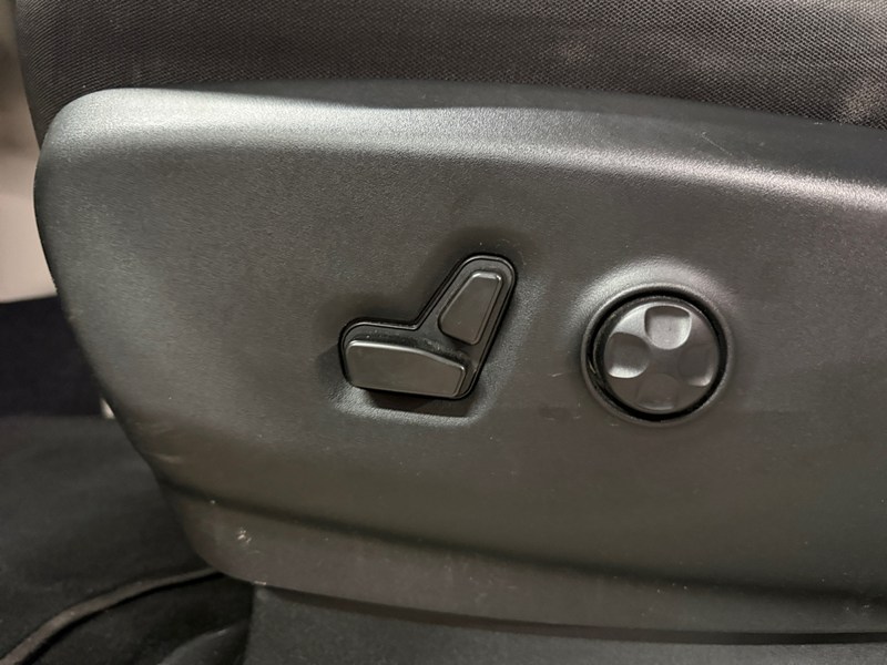 2023 Chrysler Grand Caravan SXT 2WD