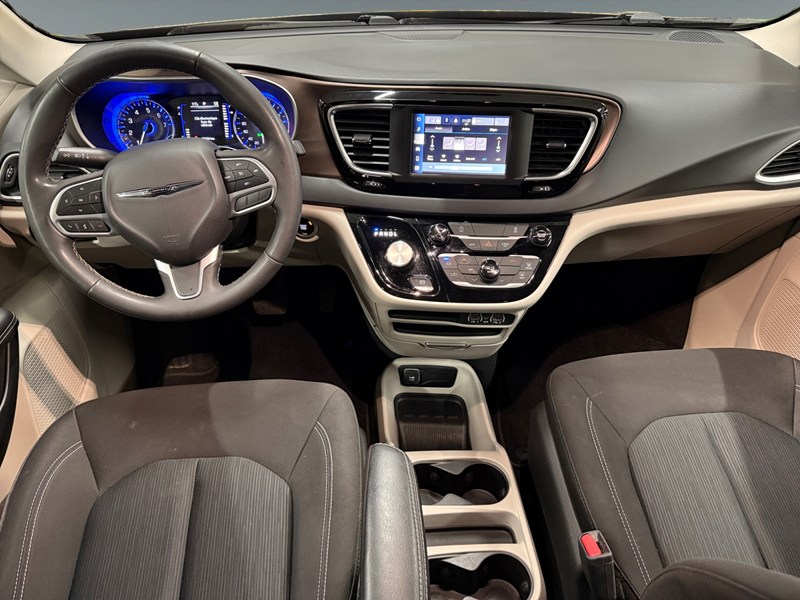 2023 Chrysler Grand Caravan SXT 2WD