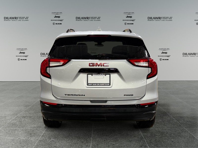 2022 GMC Terrain AWD 4dr SLE
