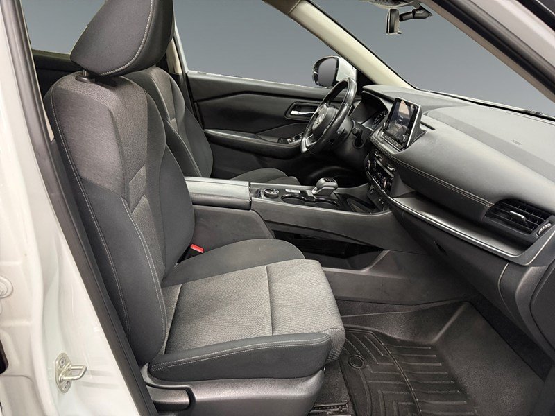 2024 Nissan Rogue AWD SV Moonroof
