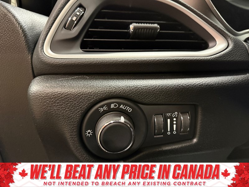 2027 Chrysler Grand Caravan SXT