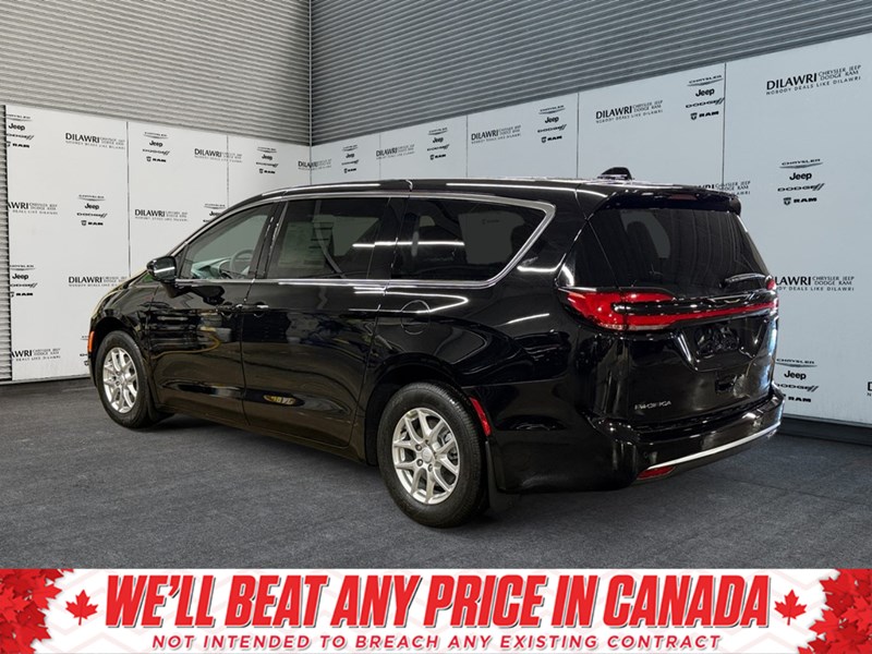 2027 Chrysler Pacifica Select