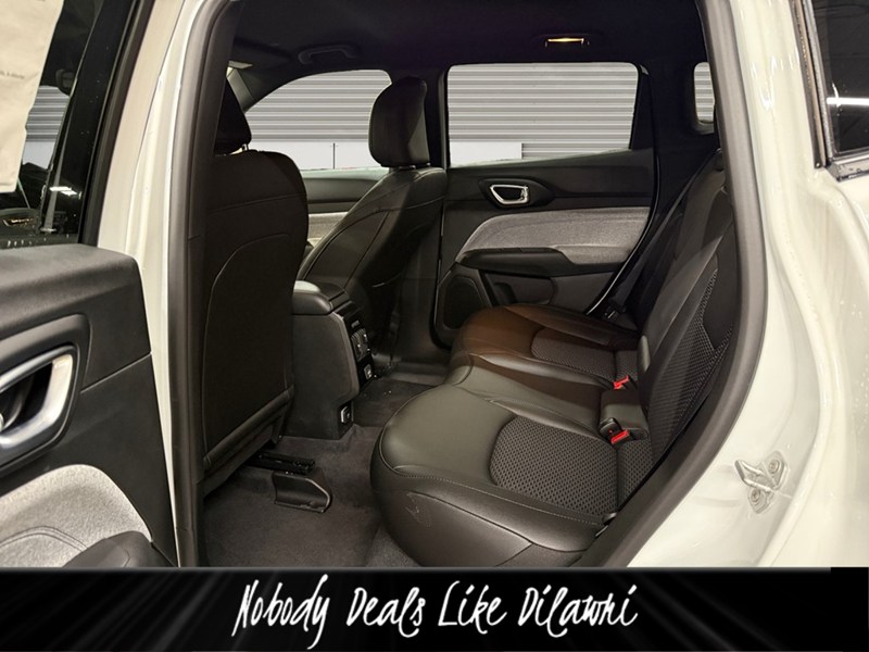 2025 Jeep Compass North 4x4