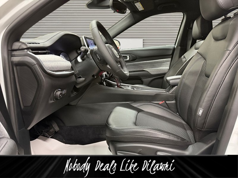 2025 Jeep Compass North 4x4