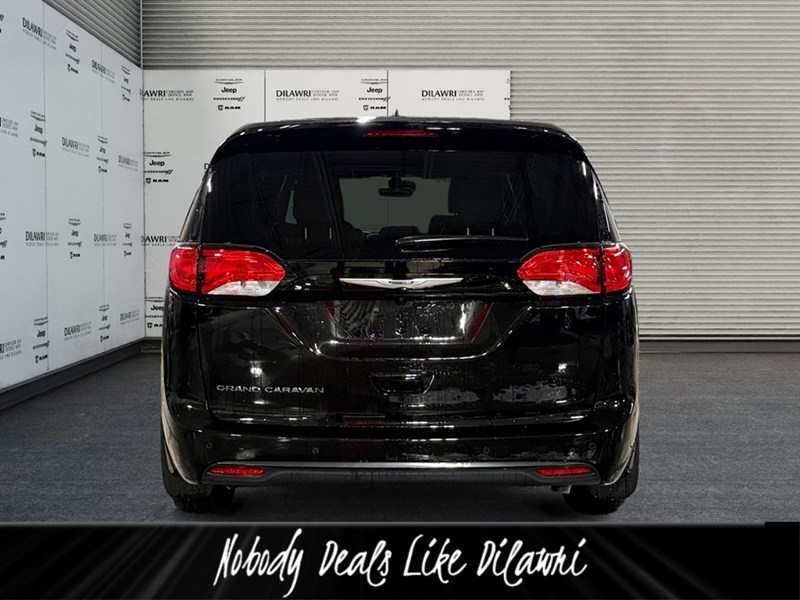 2027 Chrysler Grand Caravan SXT