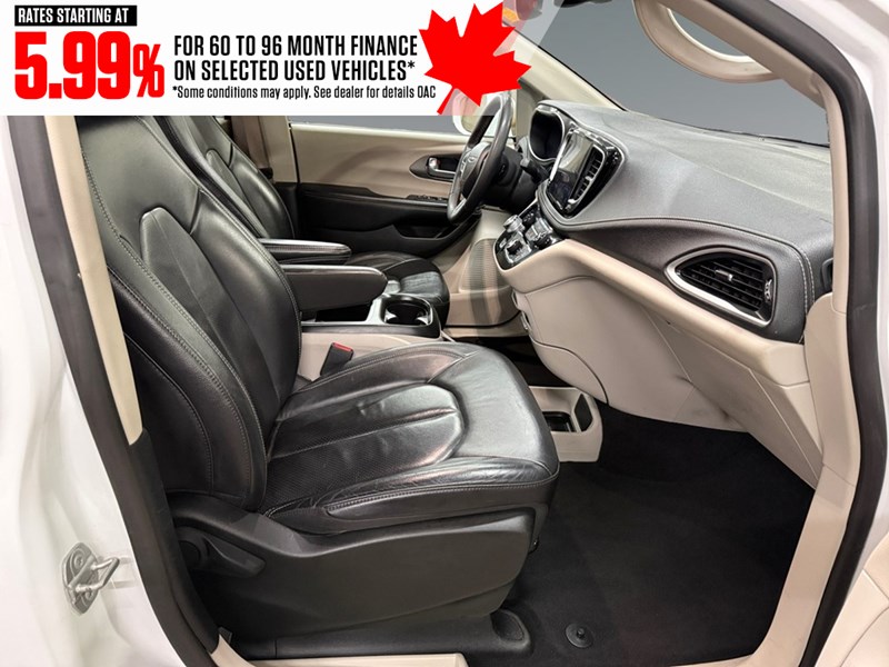 2022 Chrysler Pacifica Touring L AWD