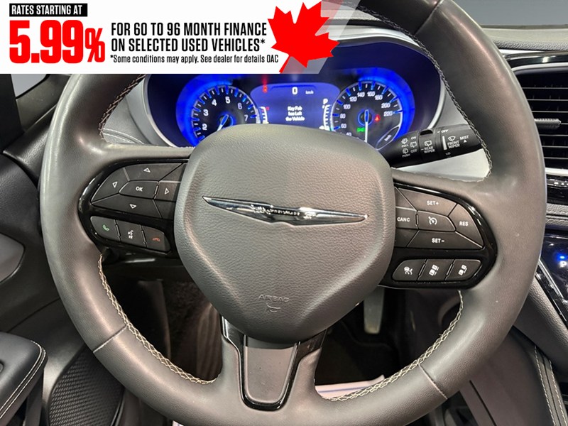 2025 Chrysler Pacifica Limited FWD