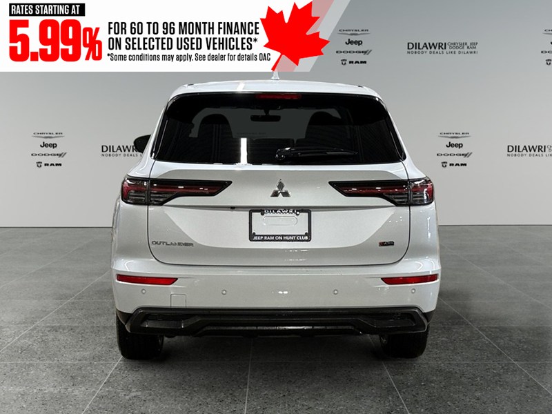 2025 Mitsubishi Outlander ES S-AWC
