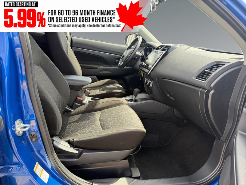 2023 Mitsubishi RVR SE AWC