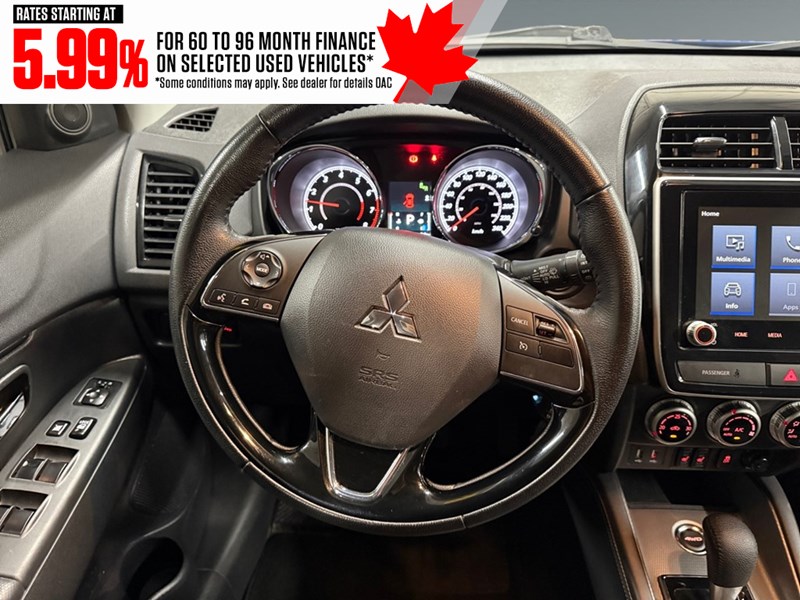 2023 Mitsubishi RVR SE AWC