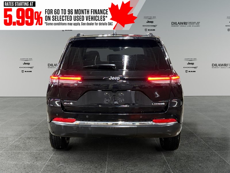 2023 Jeep Grand Cherokee Laredo 4x4