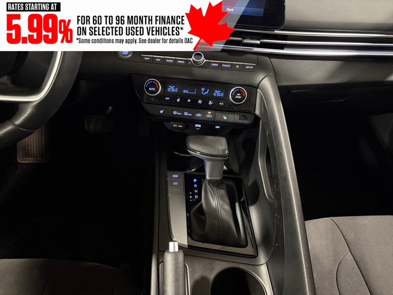 2024 Hyundai Elantra Preferred IVT w/Tech Pkg
