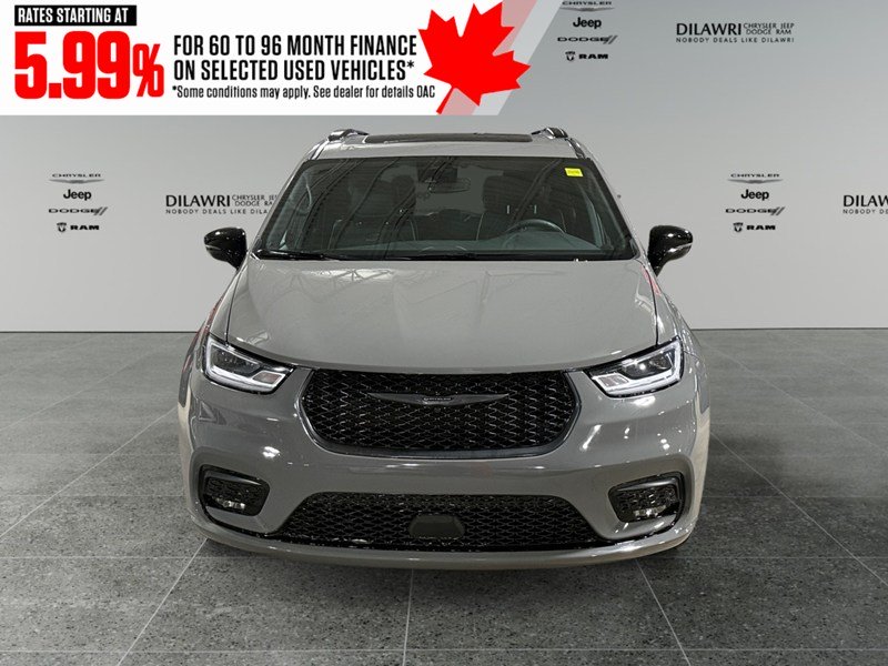 2025 Chrysler Pacifica Limited FWD