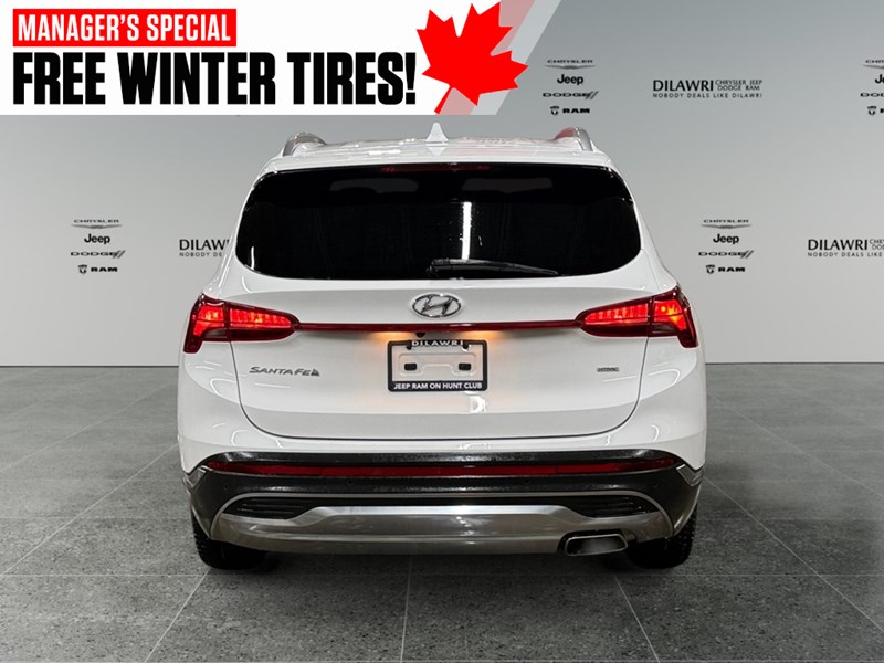 2023 Hyundai Santa Fe Preferred AWD WITH TWO SETS OF TIRES