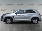 2024 Mitsubishi RVR SE image 2