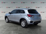 2024 Mitsubishi RVR SE image 3