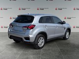 2024 Mitsubishi RVR SE image 5