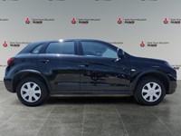 2022 Mitsubishi RVR ES FWD