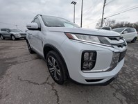 2023 Mitsubishi RVR SEL AWC