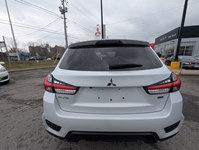 2023 Mitsubishi RVR SEL AWC
