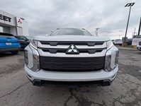 2023 Mitsubishi RVR SEL AWC