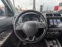 2023 Mitsubishi RVR SEL AWC