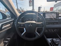 2024 Mitsubishi Outlander Plug-In Hybrid LE S-AWC