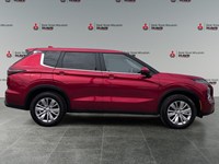 2025 Mitsubishi Outlander ES S-AWC