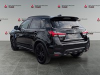 2022 Mitsubishi RVR LE AWC
