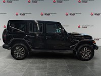 2025 Jeep Wrangler Sahara 4 Door 4x4/LOADED with one touch SKYTOP!