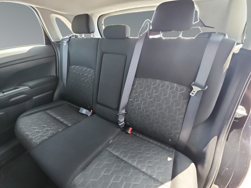 2022 Mitsubishi RVR ES FWD