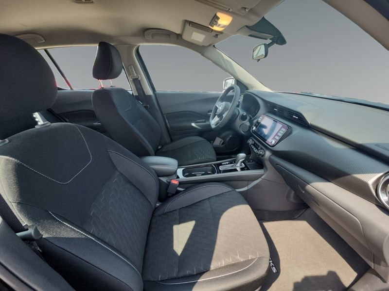 2023 Nissan Kicks SV FWD
