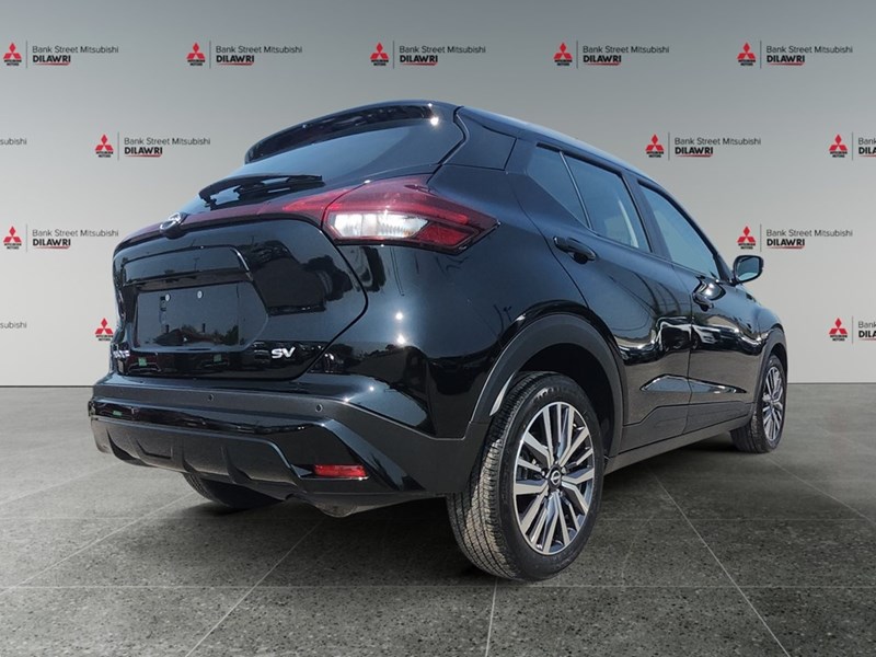 2023 Nissan Kicks SV FWD