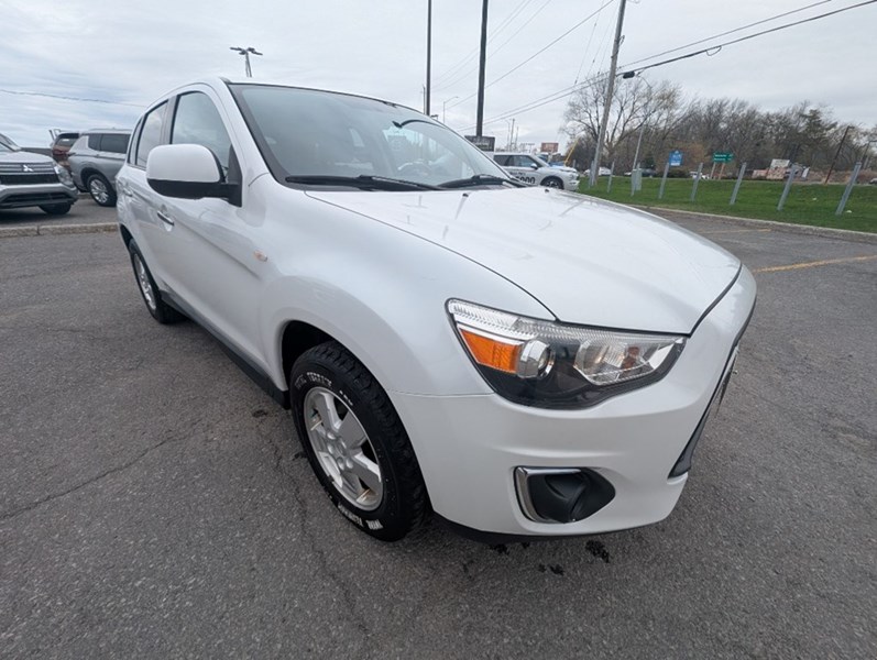 2014 Mitsubishi RVR 2WD 4dr  SE
