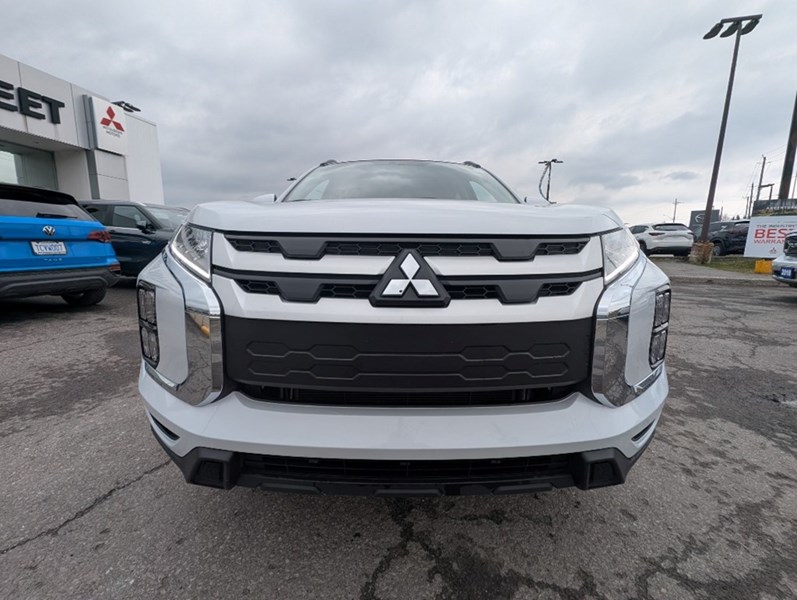 2023 Mitsubishi RVR SEL AWC