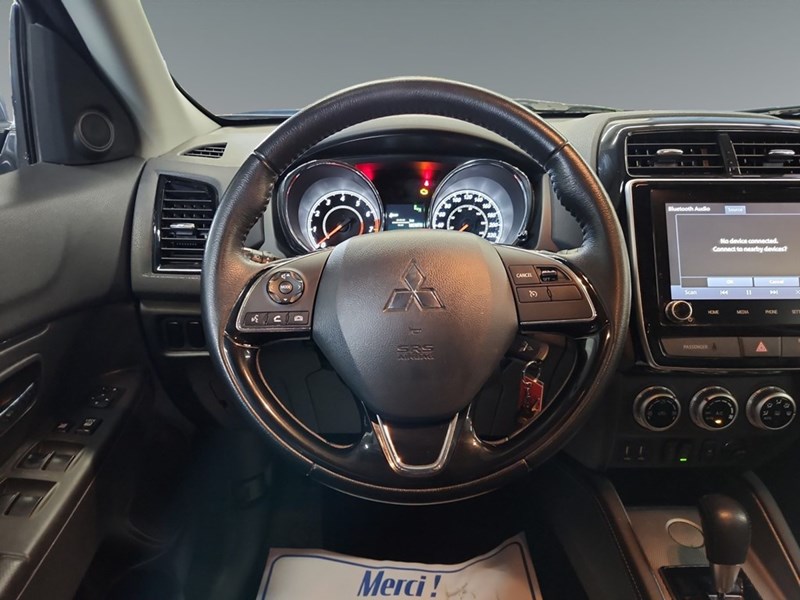 2021 Mitsubishi RVR SE FWD