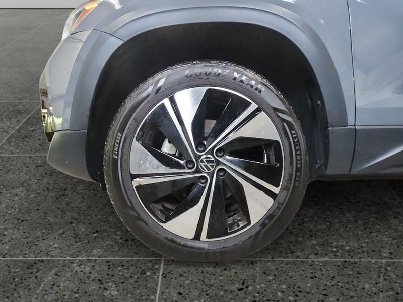 2023 Volkswagen Taos Highline 4MOTION