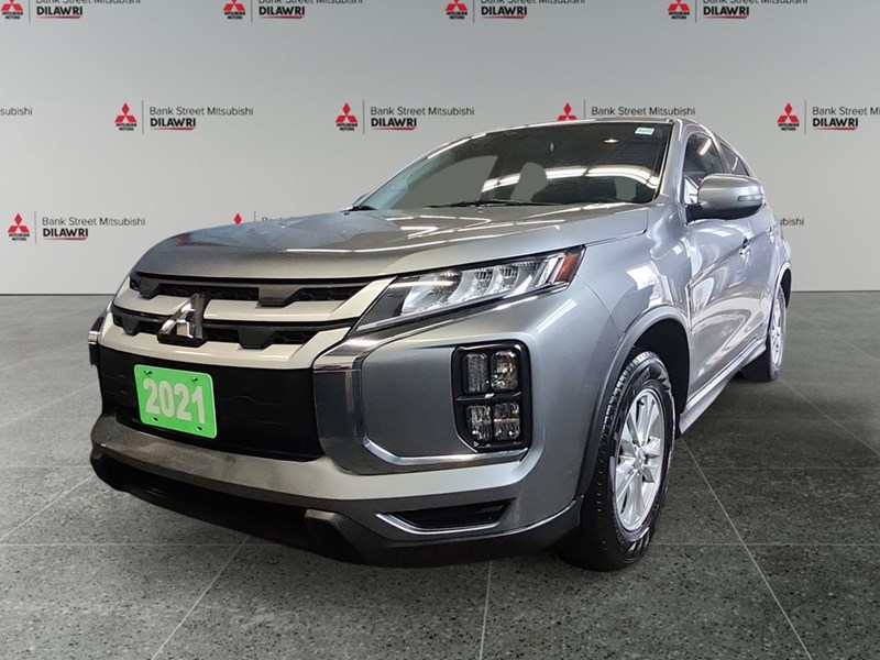 2021 Mitsubishi RVR SE FWD