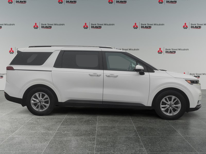 2023 Kia Carnival LX+ FWD