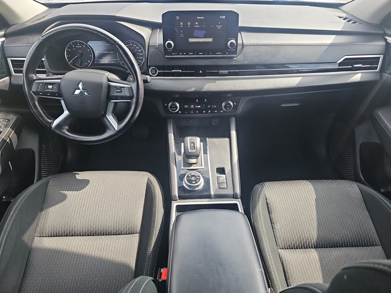 2023 Mitsubishi Outlander SE S-AWC