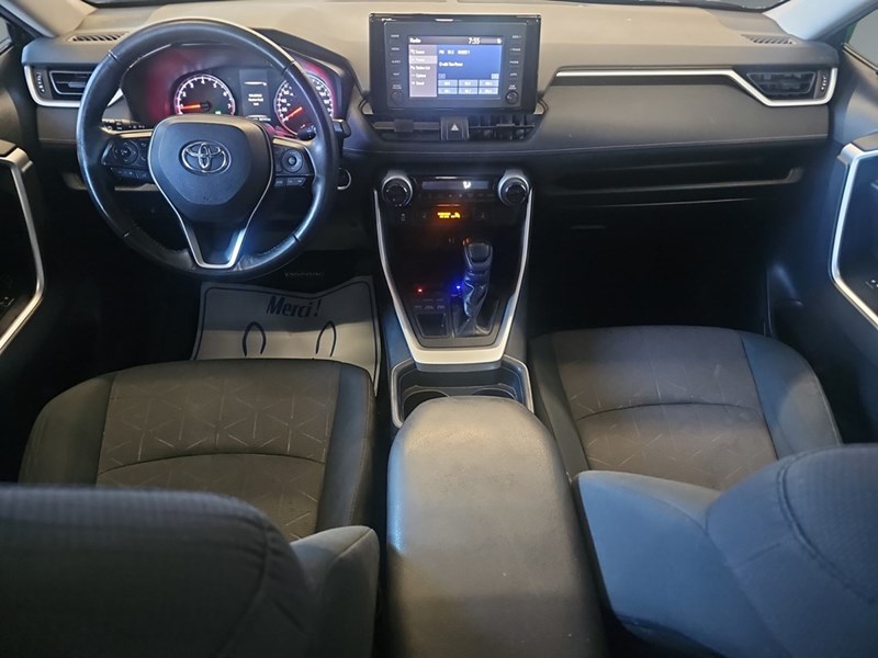 2019 Toyota RAV4 AWD XLE