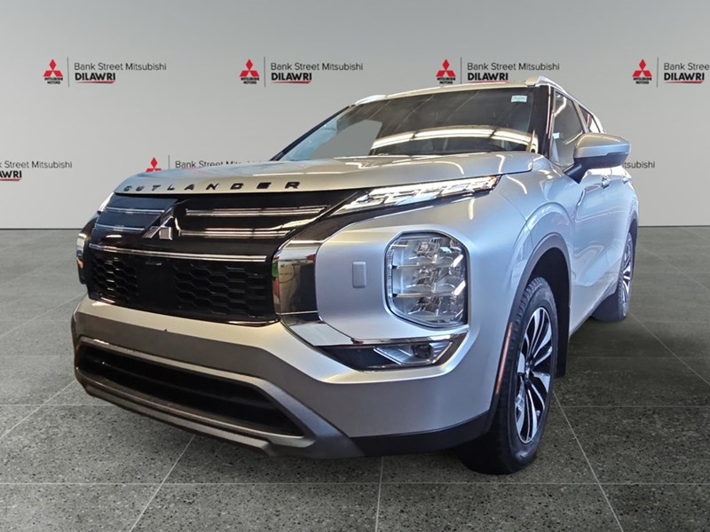 2025 Mitsubishi Outlander LE S-AWC