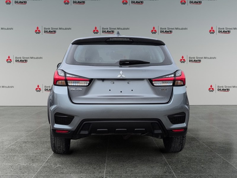 2022 Mitsubishi RVR ES AWC