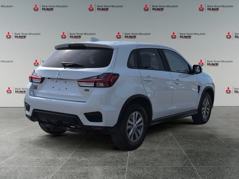 2020 Mitsubishi RVR SE AWC