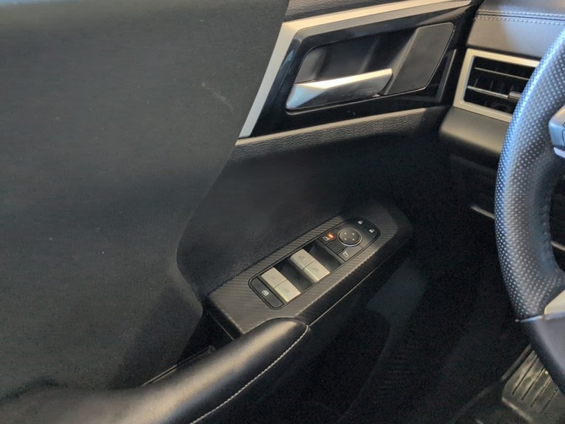 2023 Mitsubishi Outlander ES S-AWC