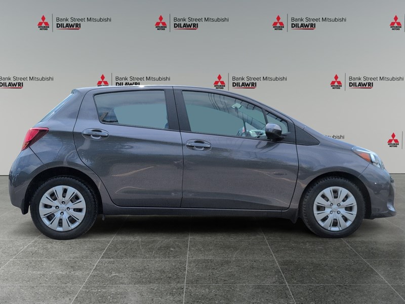 2017 Toyota Yaris 5dr HB Auto LE