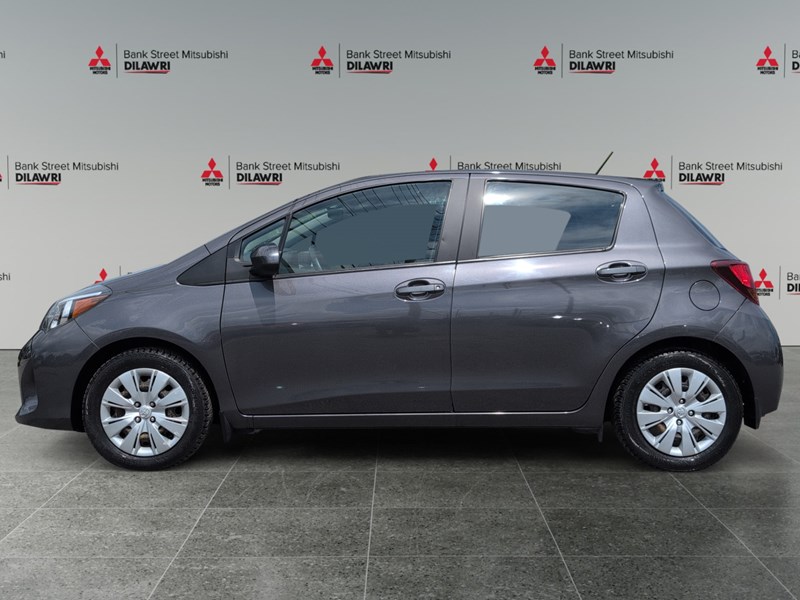 2017 Toyota Yaris 5dr HB Auto LE