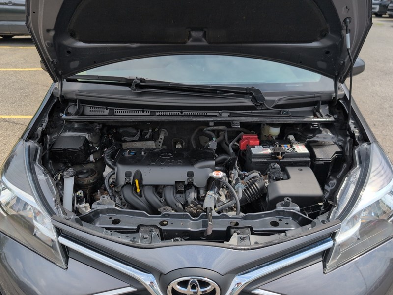 2017 Toyota Yaris 5dr HB Auto LE